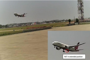 印航空难客机黑匣子录音显示机长关闭燃油开关或直接导致坠机